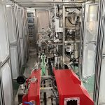 Geros naujienos! nauja automatinė vienos vakuuminės kameros plytų maišų formavimo mašina, paruošta pristatymui