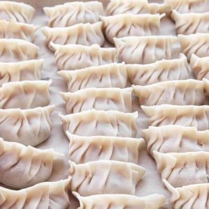 Automatinė šaldytų maisto produktų pakavimo mašina